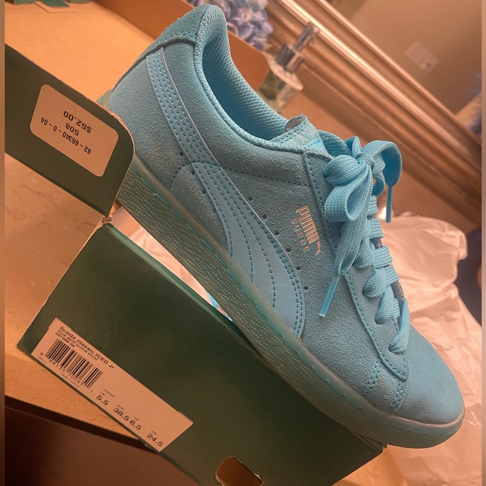Classic Pumas